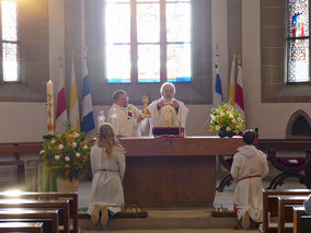 Lumen Christi - Auferstehungsmesse in St. Crescentius (© Karl-Franz Thiede)
